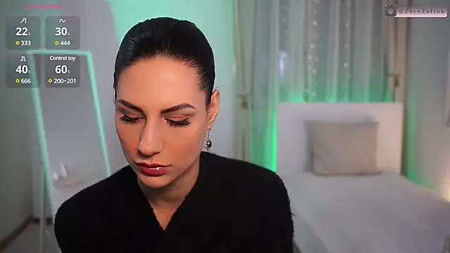 ZoeeZolton online show from 16, 12, 2024