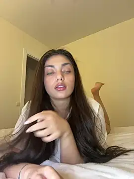 Snapshot of Sweet_Khalifa_ chatting on 22, 12, 2024 Sweet Khalifa  online show from 22, 12, 2024