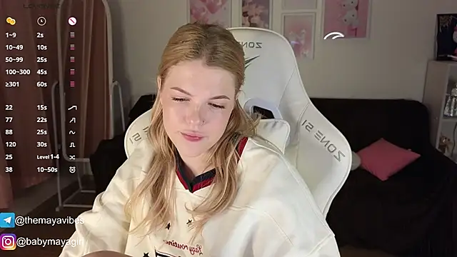 Maya Rave online show from 17, 11, 2025