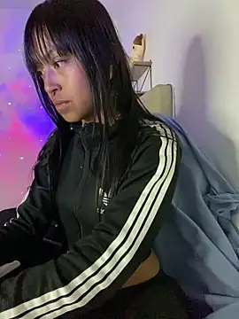 bonnie 18x online show from 15, 2, 2025