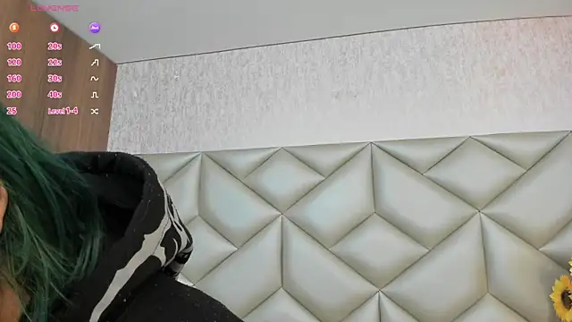 Im gaia online show from 28, 11, 2025