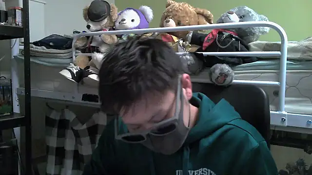 Snapshot of Owl1216 chatting on 21, 12, 2024 Owl1216 online show from 21, 12, 2024