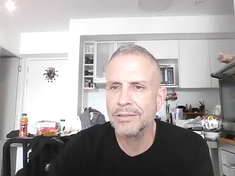 Snapshot of Diegoperrote682661 chatting on 14, 12, 2025 Diegoperrote682661 online show from 14, 12, 2025