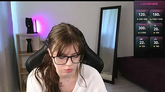 Este Glen online show from 7, 3, 2025