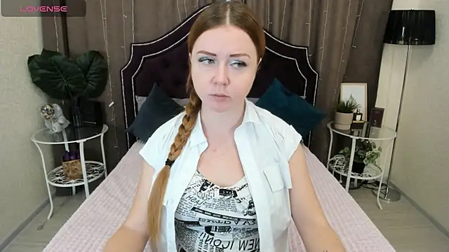 Snapshot of BettyBloom69 chatting on 3, 12, 2024 BettyBloom69 online show from 3, 12, 2024