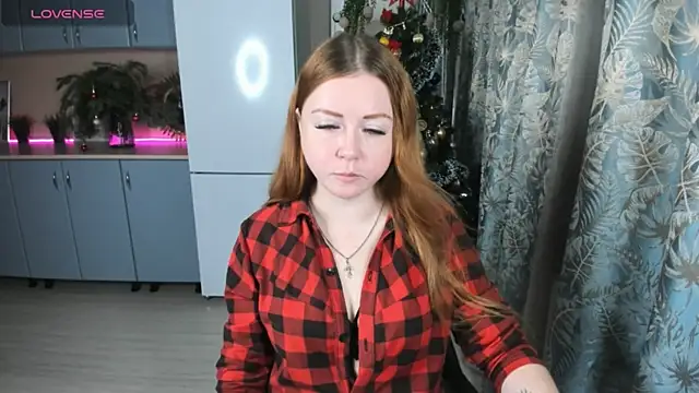 Snapshot of BettyBloom69 chatting on 25, 12, 2024 BettyBloom69 online show from 25, 12, 2024