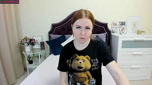 Snapshot of BettyBloom69 chatting on 6, 2, 2025 BettyBloom69 online show from 6, 2, 2025