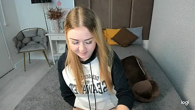 Snapshot of BettyBloom69 chatting on 31, 10, 2025 BettyBloom69 online show from 31, 10, 2025