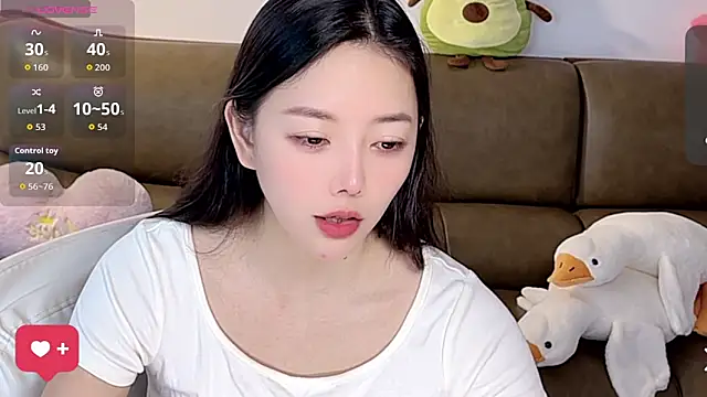 Yilin1999 online show from 23, 10, 2025
