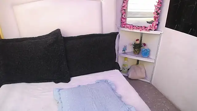 Snapshot of palmer_mIix chatting on 26, 12, 2024 palmer mIix online show from 26, 12, 2024