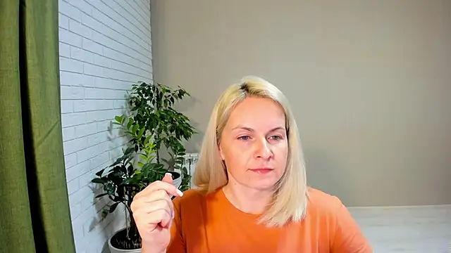 Snapshot of Alicee_Gracee chatting on 23, 1, 2025 Alicee Gracee online show from 23, 1, 2025