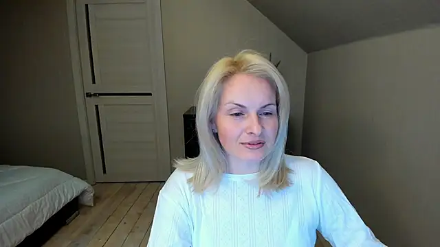 Snapshot of Alicee_Gracee chatting on 14, 2, 2025 Alicee Gracee online show from 14, 2, 2025