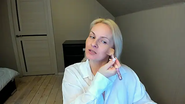 Snapshot of Alicee_Gracee chatting on 15, 2, 2025 Alicee Gracee online show from 15, 2, 2025