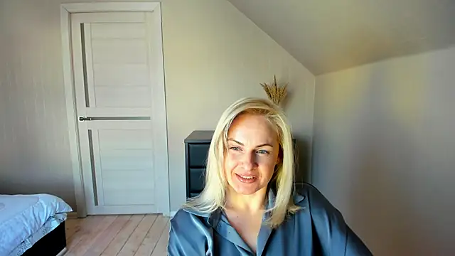 Snapshot of Alicee_Gracee chatting on 19, 2, 2025 Alicee Gracee online show from 19, 2, 2025