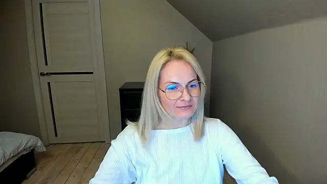 Snapshot of Alicee_Gracee chatting on 23, 2, 2025 Alicee Gracee online show from 23, 2, 2025