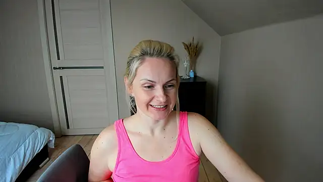 Snapshot of Alicee_Gracee chatting on 17, 3, 2025 Alicee Gracee online show from 17, 3, 2025