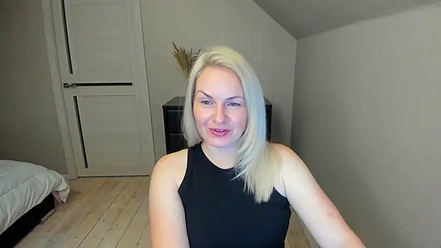 Snapshot of Alicee_Gracee chatting on 11, 10, 2025 Alicee Gracee online show from 11, 10, 2025
