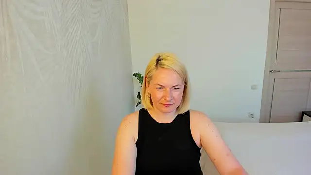 Snapshot of Alicee_Gracee chatting on 8, 5, 2026 Alicee Gracee online show from 8, 5, 2026