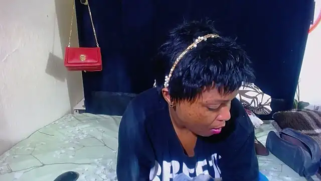 MaximTease24 online show from 20, 9, 2025