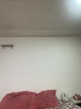 cristal-evanns online show from 24, 7, 2026