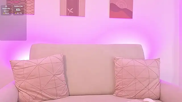 Snapshot of Mia_Heartt chatting on 25, 4, 2026 Mia Heartt online show from 25, 4, 2026