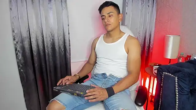 Lucii fer  online show from 20, 2, 2026