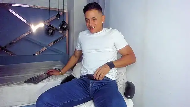 Lucii fer  online show from 4, 3, 2026