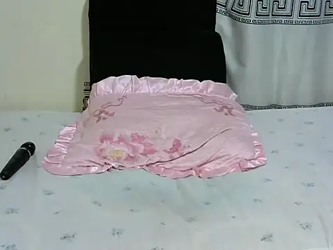 Snapshot of Sassyever chatting on 15, 12, 2025 Sassyever online show from 15, 12, 2025