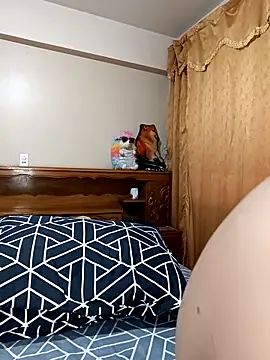 Lucy Chery online show from 12, 9, 2025