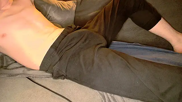 Snapshot of stivi0105 chatting on 9, 11, 2025 stivi0105 online show from 9, 11, 2025