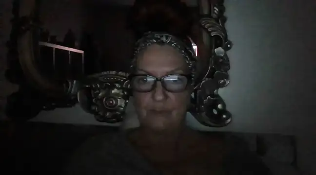 Snapshot of Tillieuk chatting on 14, 1, 2025 Tillieuk online show from 14, 1, 2025