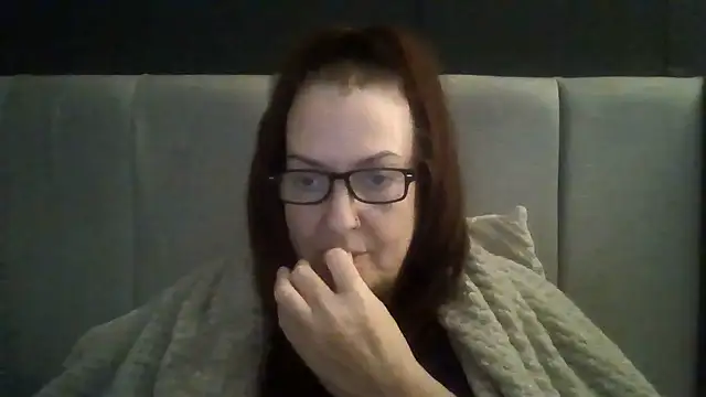 Snapshot of Tillieuk chatting on 17, 12, 2025 Tillieuk online show from 17, 12, 2025