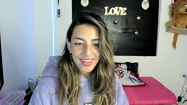 queen-natty online show from 12, 12, 2024