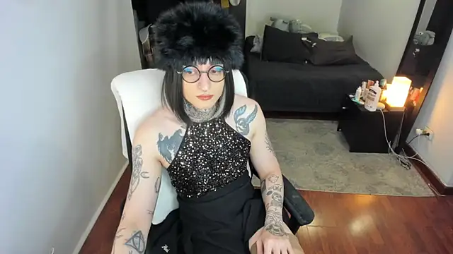 Snapshot of ShiiraVelkor chatting on 5, 2, 2026 ShiiraVelkor online show from 5, 2, 2026