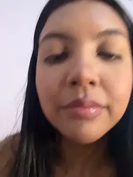 nicole fisherr online show from 18, 5, 2026