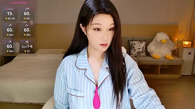 Snapshot of Lucky-baby chatting on 18, 1, 2026 Lucky-baby online show from 18, 1, 2026