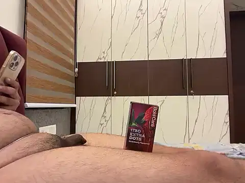 Snapshot of Rahulroy96 chatting on 23, 4, 2026 Rahulroy96 online show from 23, 4, 2026