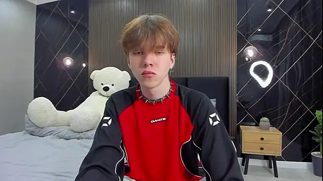 Snapshot of braxiboy chatting on 12, 2, 2025 braxiboy online show from 12, 2, 2025