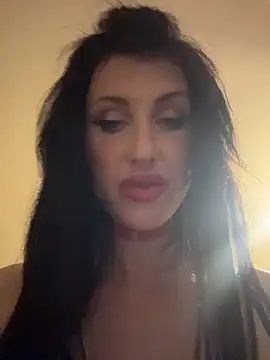 Snapshot of Kamila151 chatting on 1, 5, 2026 Kamila151 online show from 1, 5, 2026