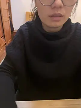 Snapshot of Bella0815 chatting on 17, 12, 2024 Bella0815 online show from 17, 12, 2024