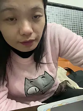 Snapshot of Bella0815 chatting on 26, 11, 2025 Bella0815 online show from 26, 11, 2025