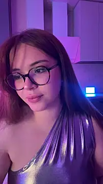 Snapshot of CutiePie3 chatting on 10, 4, 2026 CutiePie3 online show from 10, 4, 2026
