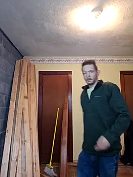 Snapshot of MasterForgedRayy chatting on 14, 2, 2025 MasterForgedRayy online show from 14, 2, 2025