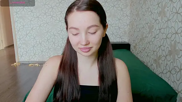 Snapshot of Lissa_Cristal chatting on 9, 4, 2026 Lissa Cristal online show from 9, 4, 2026