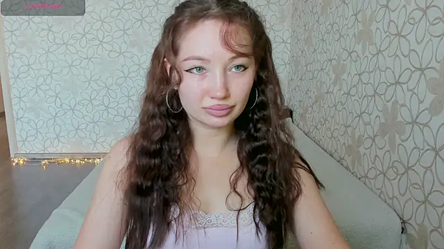 Snapshot of Lissa_Cristal chatting on 22, 4, 2026 Lissa Cristal online show from 22, 4, 2026