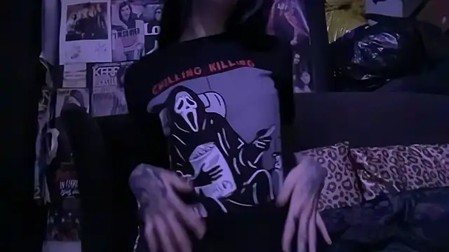 MissMidnightUK online show from 30, 10, 2025