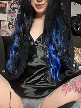 Snapshot of MissMidnightUK chatting on 8, 2, 2026 MissMidnightUK online show from 8, 2, 2026