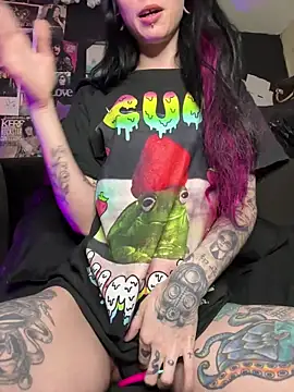 Snapshot of MissMidnightUK chatting on 22, 3, 2026 MissMidnightUK online show from 22, 3, 2026