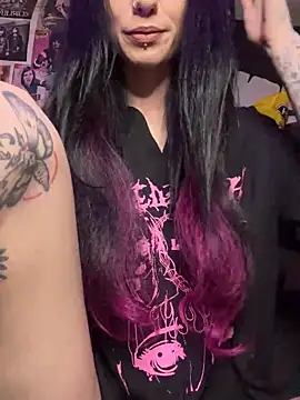 Snapshot of MissMidnightUK chatting on 27, 3, 2026 MissMidnightUK online show from 27, 3, 2026