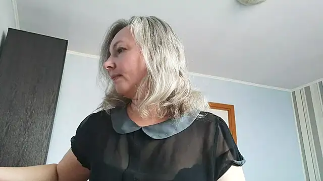 Snapshot of EdithManning chatting on 21, 3, 2026 EdithManning online show from 21, 3, 2026